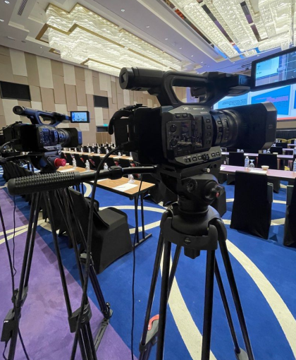Cloud-based live broadcast solutions showcasing scalable and reliable streaming technology.